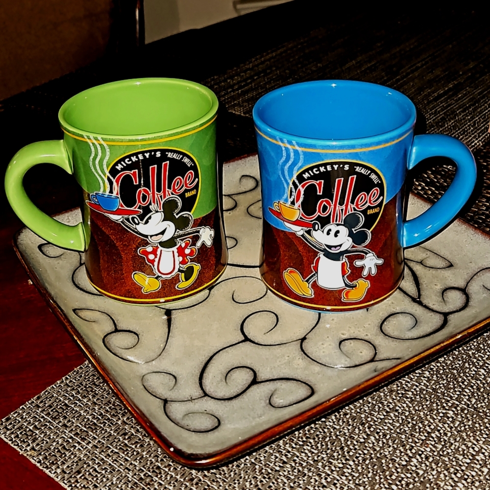 Set of Mickey Mouse Minni Mouse Coffee Cups Authentic Original Disney Parks Mugs